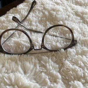 SEE eyewear cool greyish tone on frames